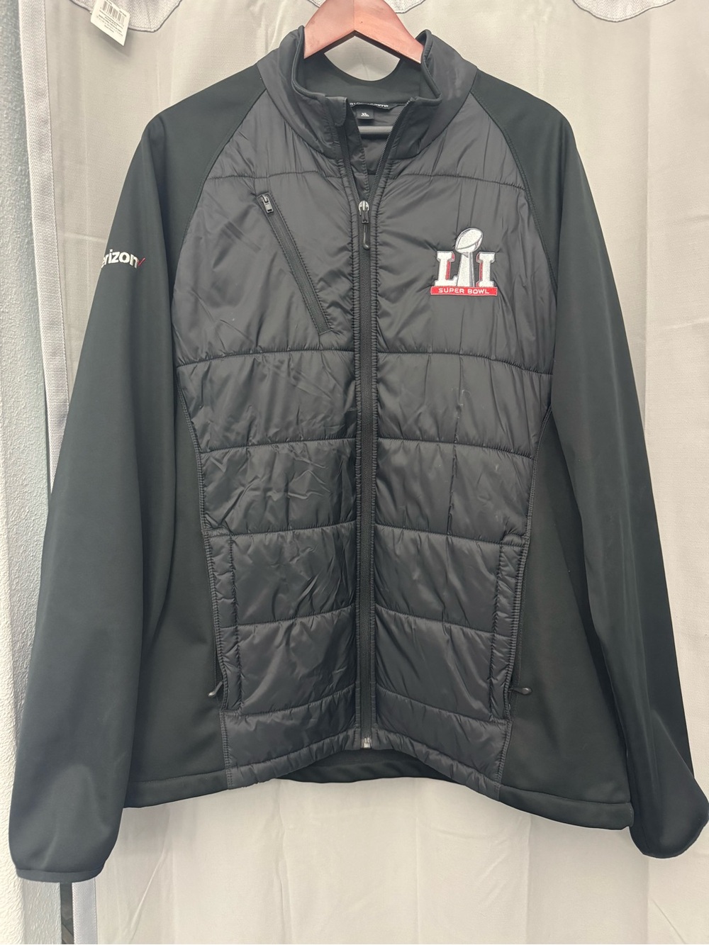 Port Authority men’s commemorative Super Bowl hybrid puffer jacket size XL